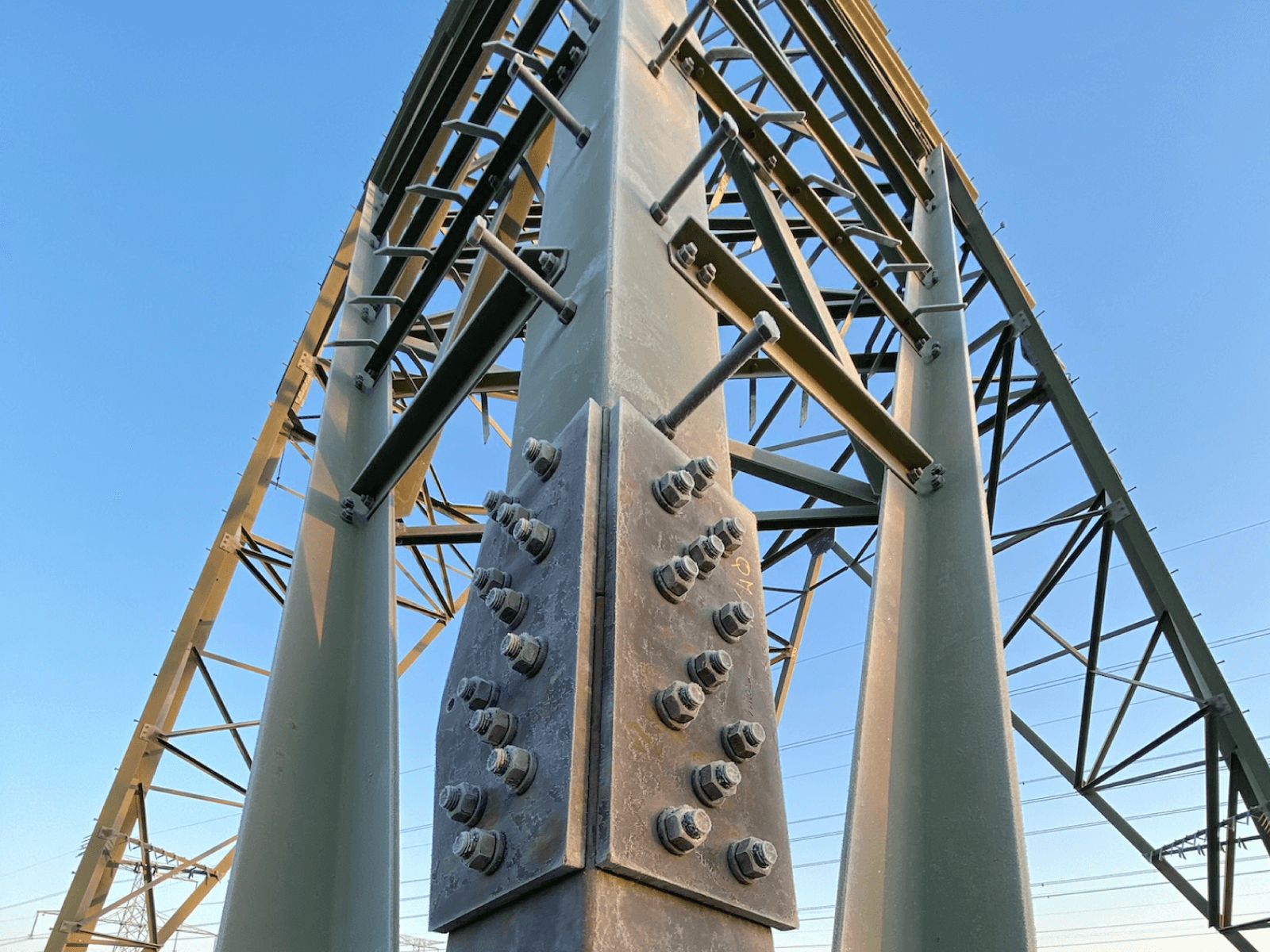 j4